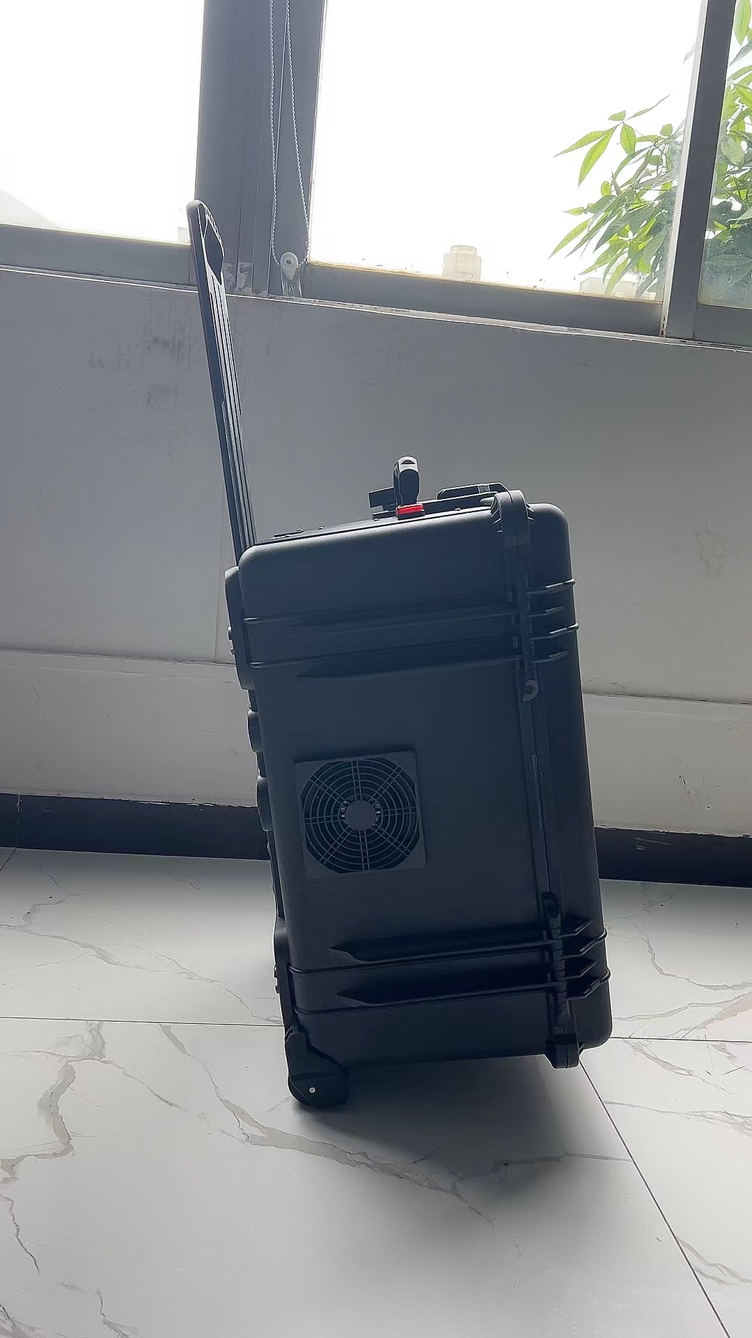 长丰镇手拉箱型移动通信干扰器